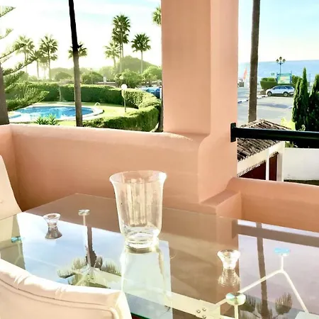 Alicate Beachfront - Luxury Apartment-2 Апартаменты *