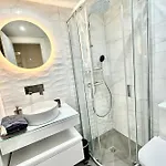 Alicate Beachfront - Luxury Apartment-2 *