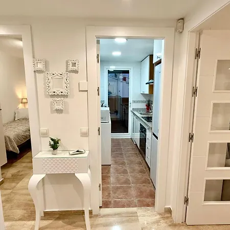 Alicate Beachfront - Luxury Apartment-2 Lejlighed *